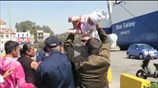Σκηνές χάους στον Πειραιά