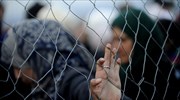 Συγκέντρωση διαμαρτυρίας από γυναίκες και παιδιά πρόσφυγες στην Ειδομένη