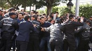 Συγκρούσεις ανέργων - αστυνομίας στην Τύνιδα