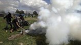 Ειδομένη: Δεκάδες τραυματίες πρόσφυγες από τη βίαιη αντιμετώπιση των Σκοπιανών