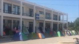 Ελληνικό: Ασφυκτική κατάσταση με τους 6.000 πρόσφυγες και μετανάστες στο παλαιό αεροδρόμιο