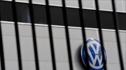 Περικοπές στα bonus υψηλόβαθμων στελεχών της εξετάζει η Volkswagen