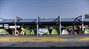 Περίπου 2.680 πρόσφυγες και μετανάστες στο λιμάνι του Πειραιά