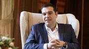 Σύσκεψη υπό τον Αλ. Τσίπρα για το προσφυγικό τη Μ. Πέμπτη