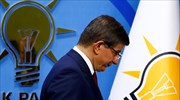 «Παλατιανό πραξικόπημα Ερντογάν» η απομάκρυνση Νταβούτογλου, καταγγέλλουν οι κεμαλικοί