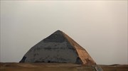 Φευγαλέα σωματίδια για την «ακτινογραφία» των αιγυπτιακών πυραμίδων