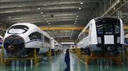 Η Κίνα κατασκεύασε σιδηροδρομική γέφυρα που τη συνδέει με τη Ρωσία