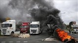 Σε απεργιακό κλοιό η Γαλλία