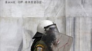 Άγνωστοι επιτέθηκαν σε διμοιρία των ΜΑΤ