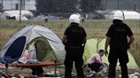 Σε εξέλιξη η επιχείρηση εκκένωσης της Ειδομένης