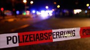 Βρετανούς που χαιρέτισαν ναζιστικά μέσα στο Μπούχενβαλντ αναζητεί η Γερμανία