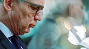 Τη «μερική αποβλάκωση της κοινωνίας» καταγγέλλει ο Γερμανός υπουργός Εσωτερικών