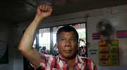 Ο Ντουτέρτε «σνόμπαρε» την ανακήρυξή του ως προέδρου των Φιλιππίνων στο κοινοβούλιο
