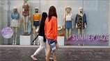 Ιαπωνία: Κάνει πίσω στην αύξηση ΦΠΑ ο Άμπε