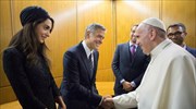 O Κλούνεϊ, ο Γκιρ και η Χάγιεκ στο Βατικανό