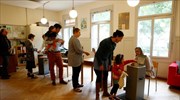 Στις κάλπες οι Ελβετοί για ένα βασικό εισόδημα για όλους