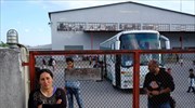 Οικειοθελείς αποχωρήσεις προσφύγων από άτυπο καταυλισμό στους Ευζώνους