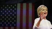 Κλίντον: «Ορόσημο» η ανάδειξη μιας γυναίκας ως προεδρικής υποψήφιας