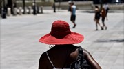 Καύσωνας πλήττει και σήμερα τη χώρα - Τι πρέπει να προσέχουν οι πολίτες