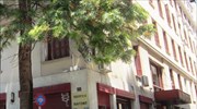 Επιθέσεις αγνώστων με βόμβες μολότοφ κατά ΜΑΤ και υπ. Πολιτισμού