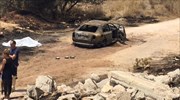 Απανθρακωμένη σορός δίπλα σε αυτοκίνητο που είχε καεί στη Βάρκιζα