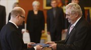 Τσεχία: Πρωθυπουργός «αδειάζει» πρόεδρο για τα περί δημοψηφίσματος για Ε.Ε. - ΝΑΤΟ