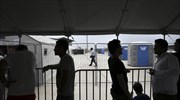 Λίγο πάνω από 57.000 οι πρόσφυγες ανά τη χώρα