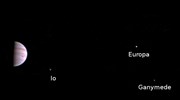 Οι πρώτες εικόνες από τη «συνάντηση» του Juno με τον Δία