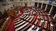 Σε μείωση του πλαφόν εισόδου στη Βουλή προσανατολίζεται η κυβέρνηση