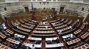 Βουλή: Αντιπαράθεση κυβέρνησης - Ν.Δ. με φόντο το προσφυγικό