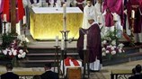 Πλήθος κόσμου στην κηδεία του ιερέα που δολοφονήθηκε από τζιχαντιστές στη Νορμανδία