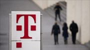 Μείωση 13% στα κέρδη της Deutsche Telekom