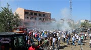 Αιματηρή βομβιστική επίθεση με τρεις στρατιώτες νεκρούς στη νοτιοανατολική Τουρκία