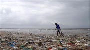 Ινδία: Καθαρισμός 2.000 τόνων σκουπιδιών από παραλία