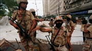 Πακιστάν: Ένας νεκρός σε ταραχές - Διαδηλωτές εισέβαλαν σε τηλεοπτικό σταθμό