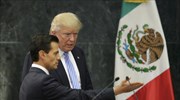 «Το Μεξικό θα πληρώσει για το τείχος» επιμένει ο Τραμπ