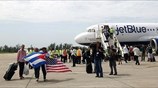 Εν μέσω πανηγυρισμών η πρώτη πτήση από τις ΗΠΑ στην Κούβα