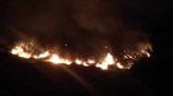 Μαίνεται η φωτιά στη Ζάκυνθο