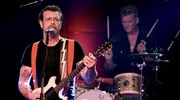 Eagles of Death Metal: Οι επιζώντες του Μπατακλάν στην Αθήνα για μια συναυλία