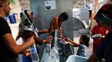 Χίος: Στιγμιότυπο από τον καταυλισμό προσφύγων στη Σούδα
