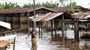 Δεκάδες νεκροί και 92.000 άστεγοι από τις πλημμύρες στον Νίγηρα