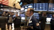 «Βουτιά» άνω του 2% στη Wall Street