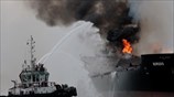 Στις φλόγες δεξαμενόπλοιο στον κόλπο του Μεξικού