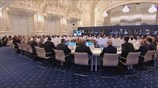 Βρετανικό «όχι» σε Ευρωστρατό-Ευρωστρατηγείο