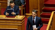 Τσίπρας - Μητσοτάκης αντιμέτωποι στη Βουλή για τηλεοπτικές άδειες και Παιδεία