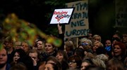 Πολωνία: Διαδηλώσεις κατά ν/σ για την απαγόρευση της άμβλωσης