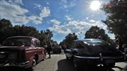 Αυτοκίνητα άλλων εποχών στην κεντρική πλατεία των Τρικάλων για το 5ο ιστορικό Ράλι Ολύμπου 2016