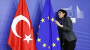 Handelsblatt: Σε κίνδυνο η συμφωνία Ε.Ε. - Τουρκίας λόγω Ελλάδας