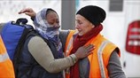 Γαλλία: Με δάκρυα οι τίτλοι τέλους στη «ζούγκλα» του Καλαί