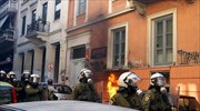 Επιθεση με βόμβες μολότοφ κατά διμοιρίας των ΜΑΤ στη Χαρ. Τρικούπη